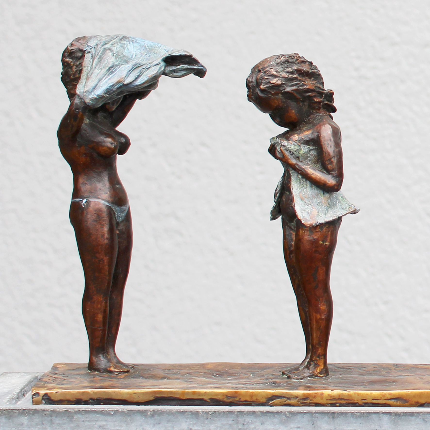 Les Erotines: Scène de plage - 66x9/H20 - Bronze